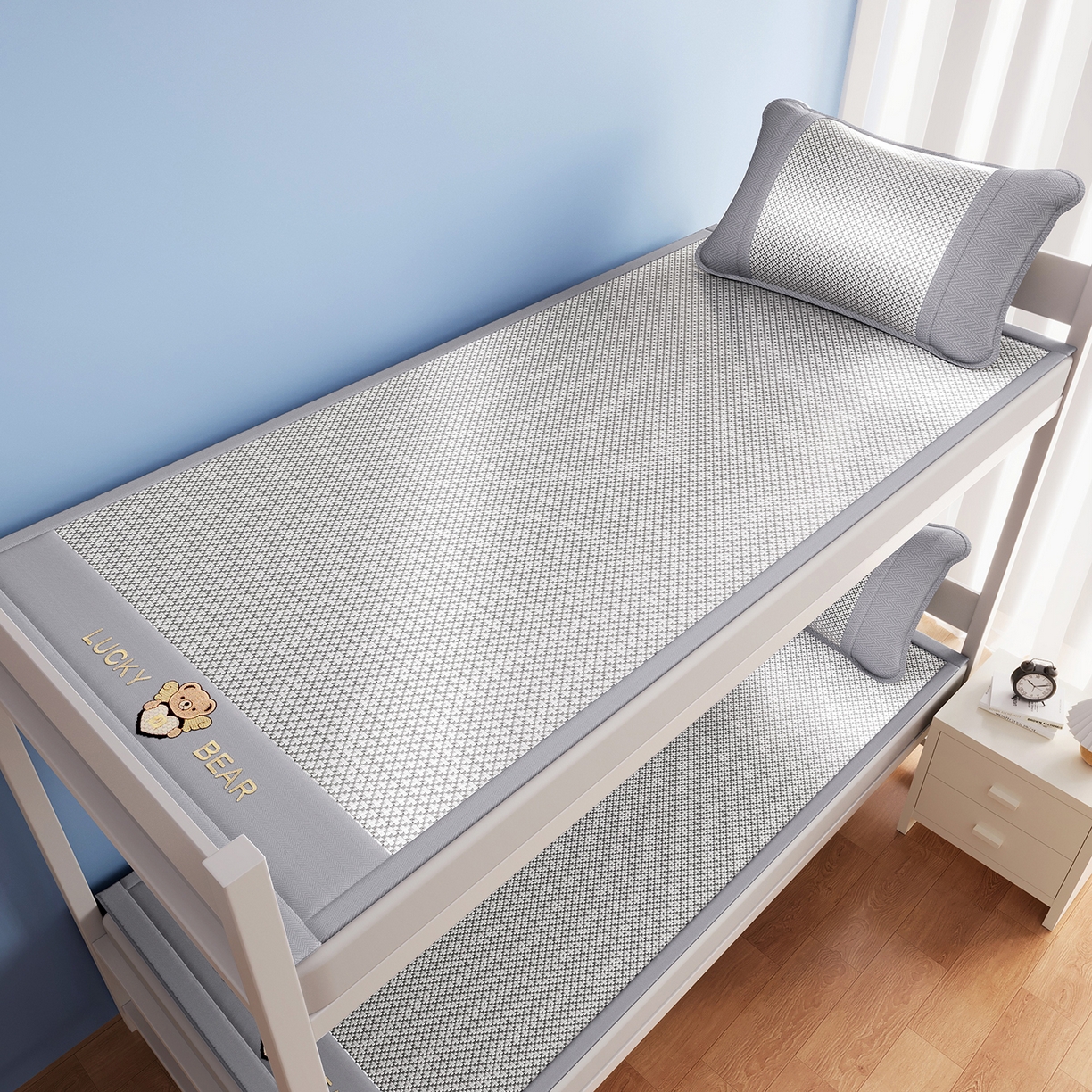 91家纺网 家纺一手货源 找家纺 缦吉 2025款学生专用天使熊冰藤席藤席凉席-学生款 天使熊-银色