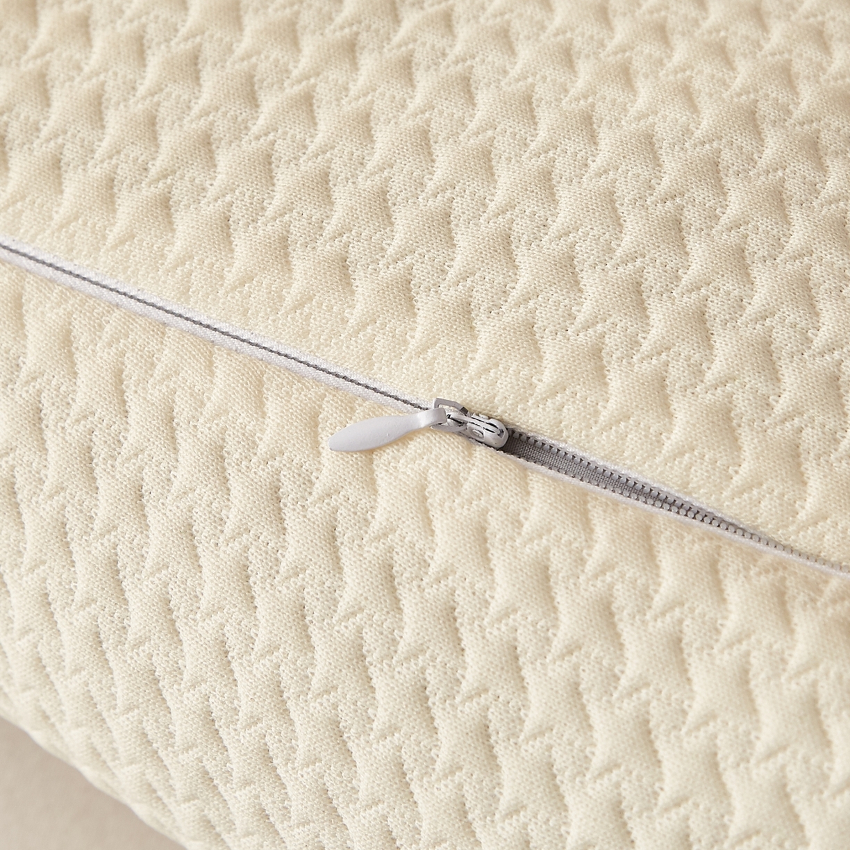 91家纺网 家纺一手货源 找家纺 缦吉 2025款天然草本刺绣工艺荞麦枕枕头枕芯(独家版权) 米白