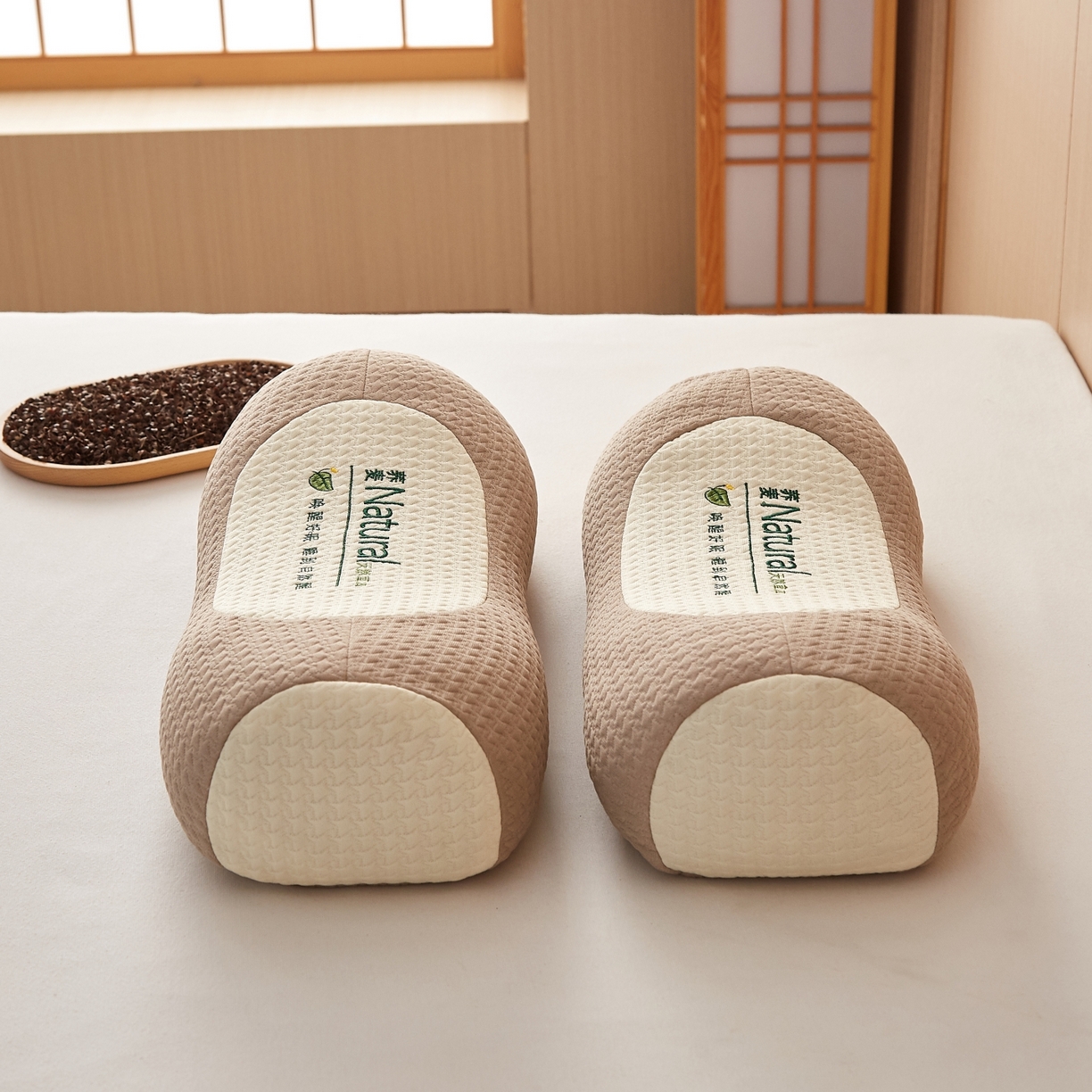 91家纺网 家纺一手货源 找家纺 缦吉 2025款天然草本刺绣工艺荞麦枕枕头枕芯(独家版权) 浅咖