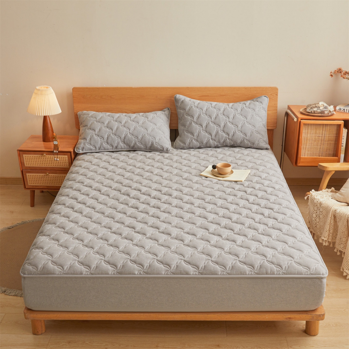 91家纺网 家纺一手货源 找家纺 缦吉 2025款A类全棉水洗棉色织大豆床笠 浅灰