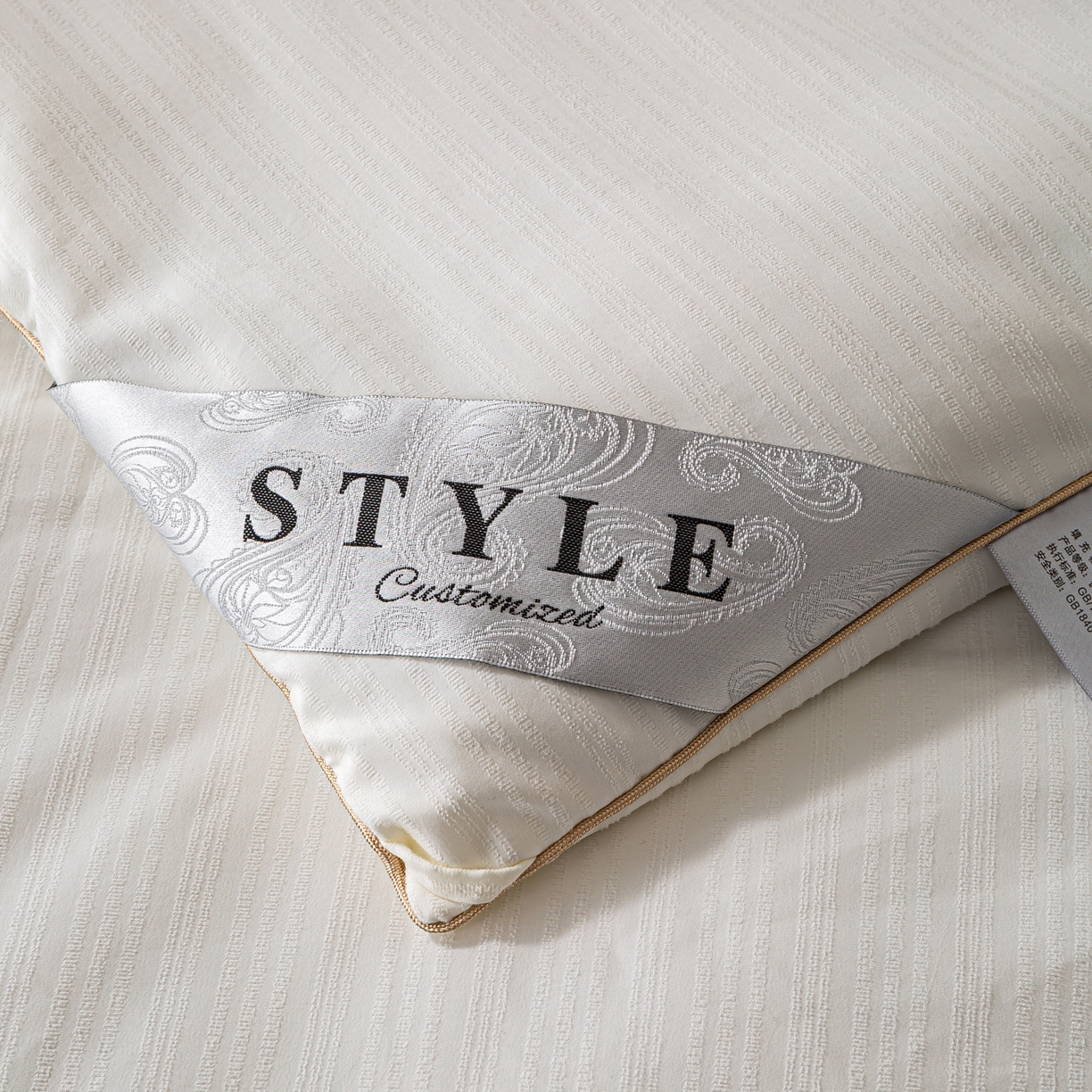 91家纺网 家纺一手货源 找家纺 （总）罗布斯 2025新款全棉提花冬被拉链二合一子母被冬被春秋被夏被子被芯蛋白被加厚棉被单被图（含实拍图）（工艺升级特点 ； 四圈已固定锁棉 不移动不跑棉）