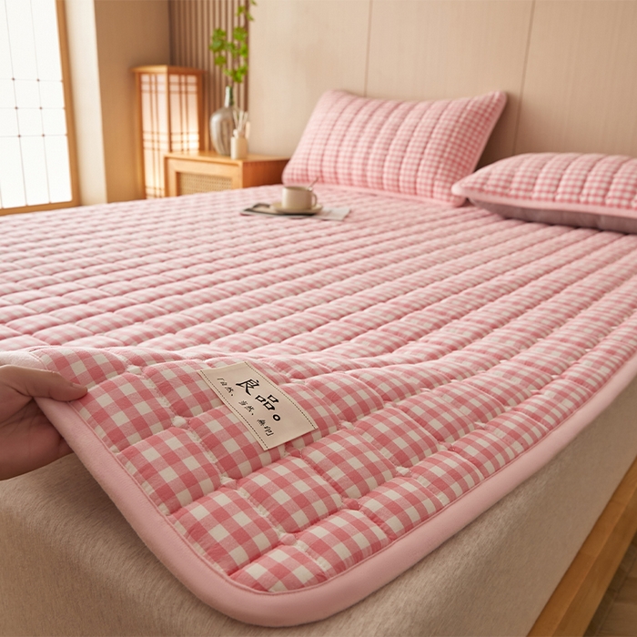 91家纺网 家纺一手货源 找家纺 缦吉 2025款加厚新疆棉花床垫床褥床护垫床单 粉小格