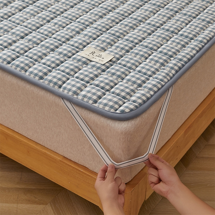 91家纺网 家纺一手货源 找家纺 缦吉 2025款加厚新疆棉花床垫床褥床护垫床单 蓝小格