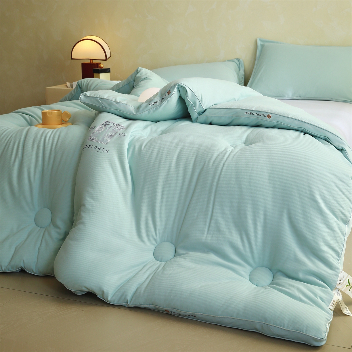 91家纺网 家纺一手货源 找家纺 宝士康家纺 2025新品10A抗菌立体向阳春秋被/冬被/被芯/跨境/外贸-金阙朝岚 金阙朝岚-绿色