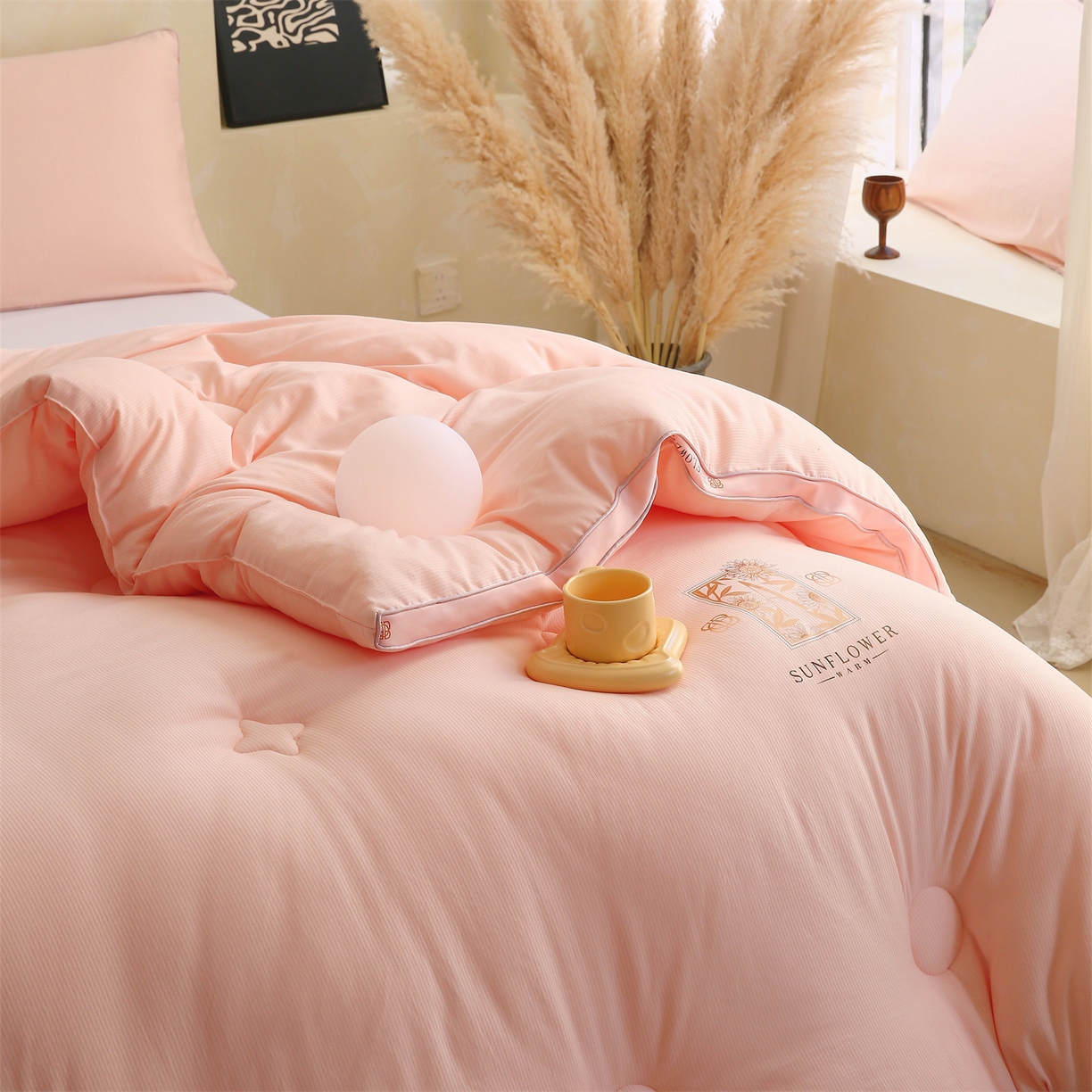 91家纺网 家纺一手货源 找家纺 宝士康家纺 2025新品10A抗菌立体向阳春秋被/冬被/被芯/跨境/外贸-金阙朝岚 金阙朝岚-粉色