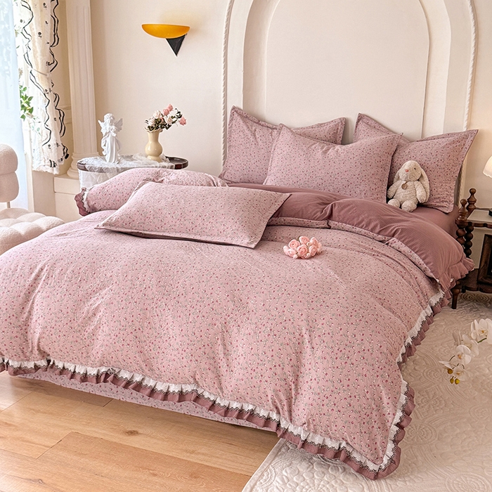 91家纺网 家纺一手货源 找家纺 韩约家纺 2025秋冬加厚1双层刺绣花边床单款棉麻四件套 樱樱季