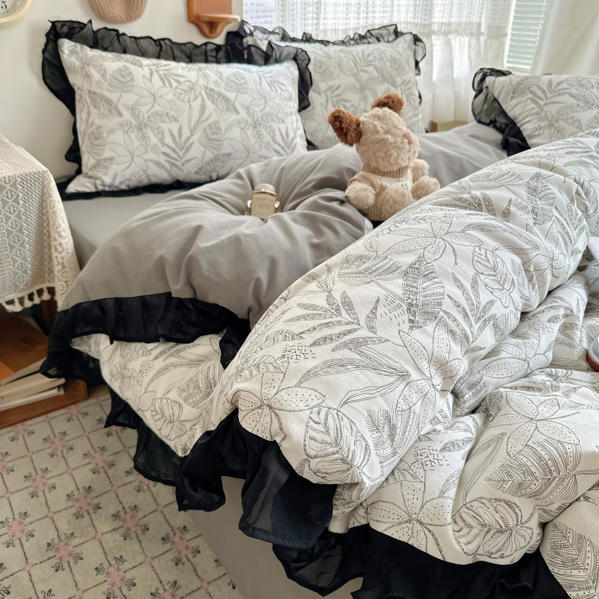 91家纺网 家纺一手货源 找家纺 （总）雅居纺家纺 2025新款全棉纯棉赫本风磨毛蕾丝花边四件套-风格一