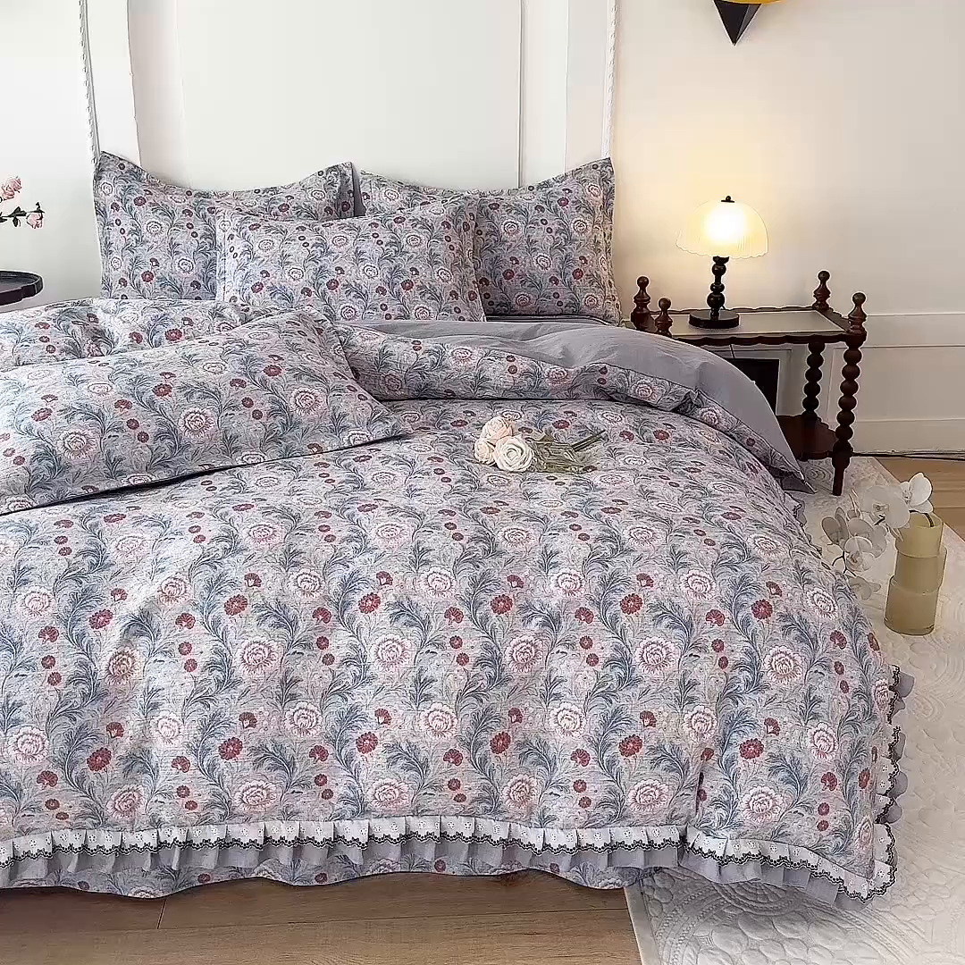 91家纺网 家纺一手货源 找家纺 韩约家纺 2025秋冬加厚1双层刺绣花边床单款棉麻四件套 眷恋