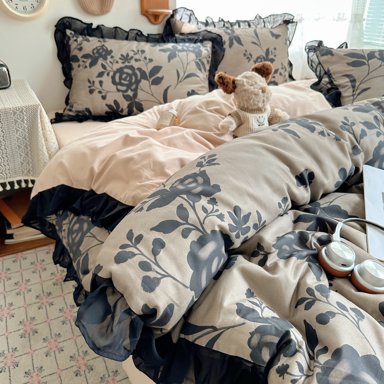 雅居纺家纺 2025新款全棉纯棉赫本风磨毛蕾丝花边四件套-风格一 水墨玫瑰