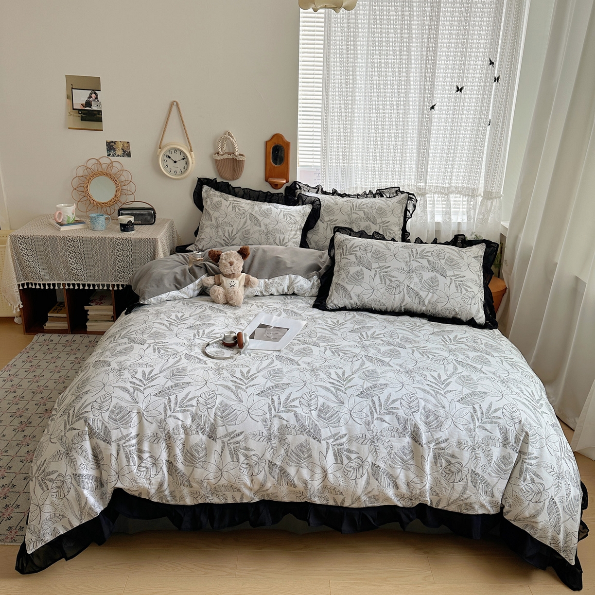 91家纺网 家纺一手货源 找家纺 雅居纺家纺 2025新款全棉纯棉赫本风磨毛蕾丝花边四件套-风格一 叶叶情怀