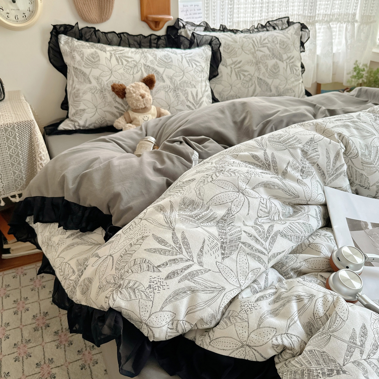 91家纺网 家纺一手货源 找家纺 雅居纺家纺 2025新款全棉纯棉赫本风磨毛蕾丝花边四件套-风格一 叶叶情怀