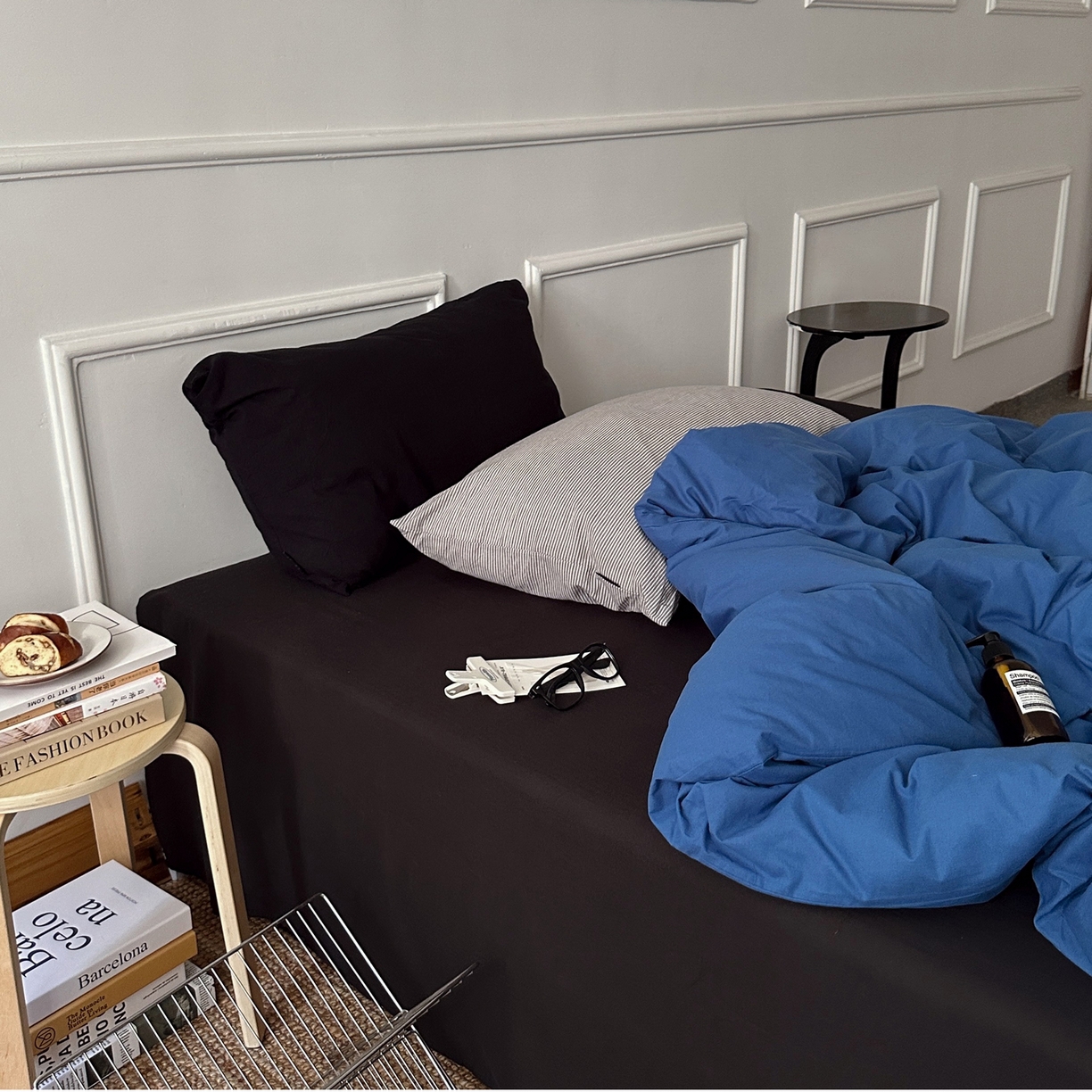 91家纺网 家纺一手货源 找家纺 柚可家居 2025新款40支色织水洗棉四件套-深海秘境第二组 深海秘境（枕套细灰条纹+黑色）