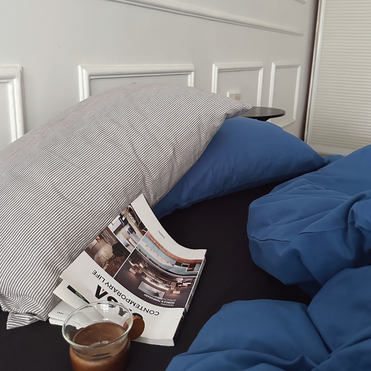 91家纺网 家纺一手货源 找家纺 柚可家居 2025新款40支色织水洗棉四件套-深海秘境第二组 深海秘境（枕套细灰条纹+黑色）