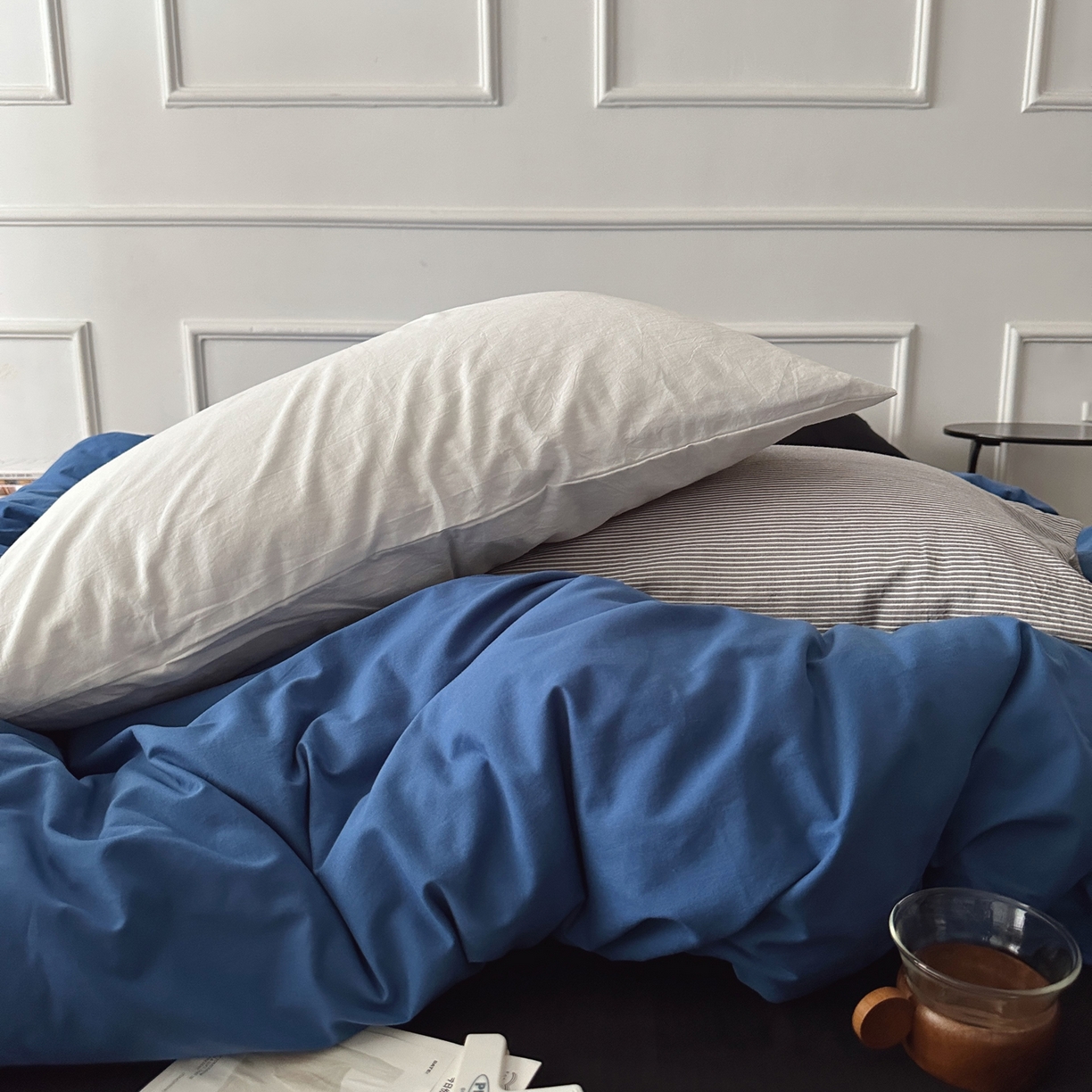 91家纺网 家纺一手货源 找家纺 柚可家居 2025新款40支色织水洗棉四件套-深海秘境第二组 深海秘境（枕套细灰条纹+白色）