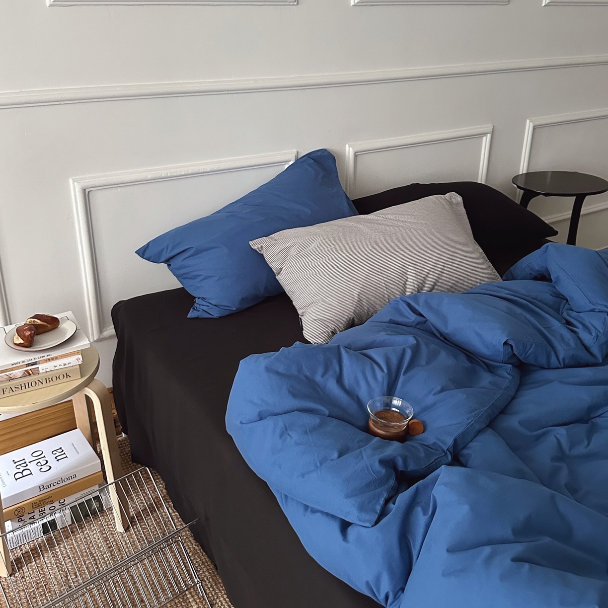 91家纺网 家纺一手货源 找家纺 柚可家居 2025新款40支色织水洗棉四件套-深海秘境第二组 深海秘境（枕套细灰条纹+白色）