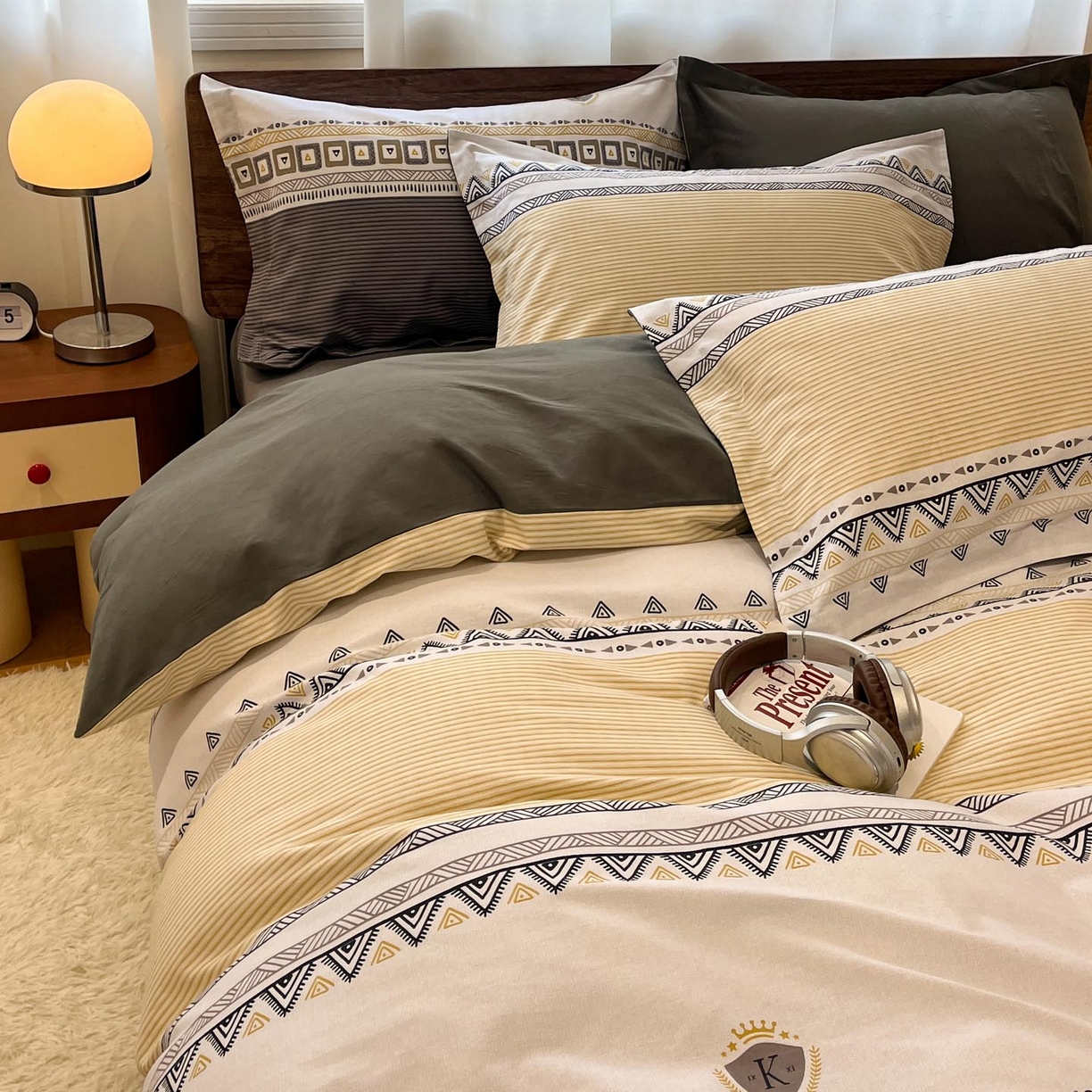 91家纺网 家纺一手货源 找家纺 涵宸家纺 2025新款加厚全棉磨毛印花四件套--罗马系列 场景二 D西尔