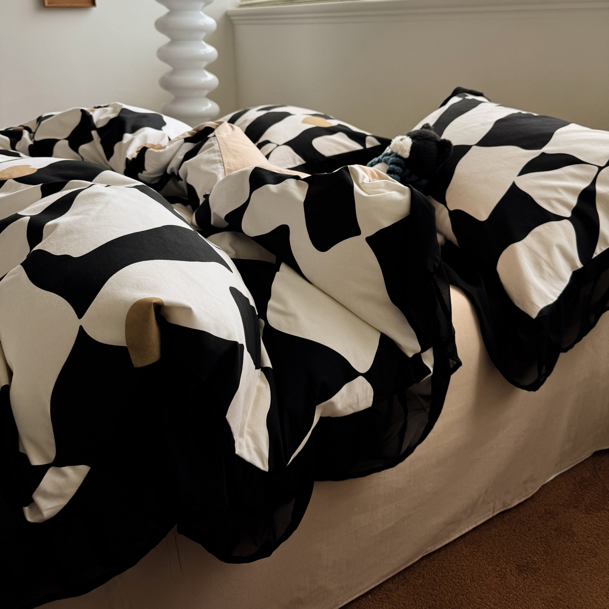 91家纺网 家纺一手货源 找家纺 雅居纺家纺 2025新款全棉纯棉赫本风磨毛蕾丝花边四件套-风格二 宝格丽-灰