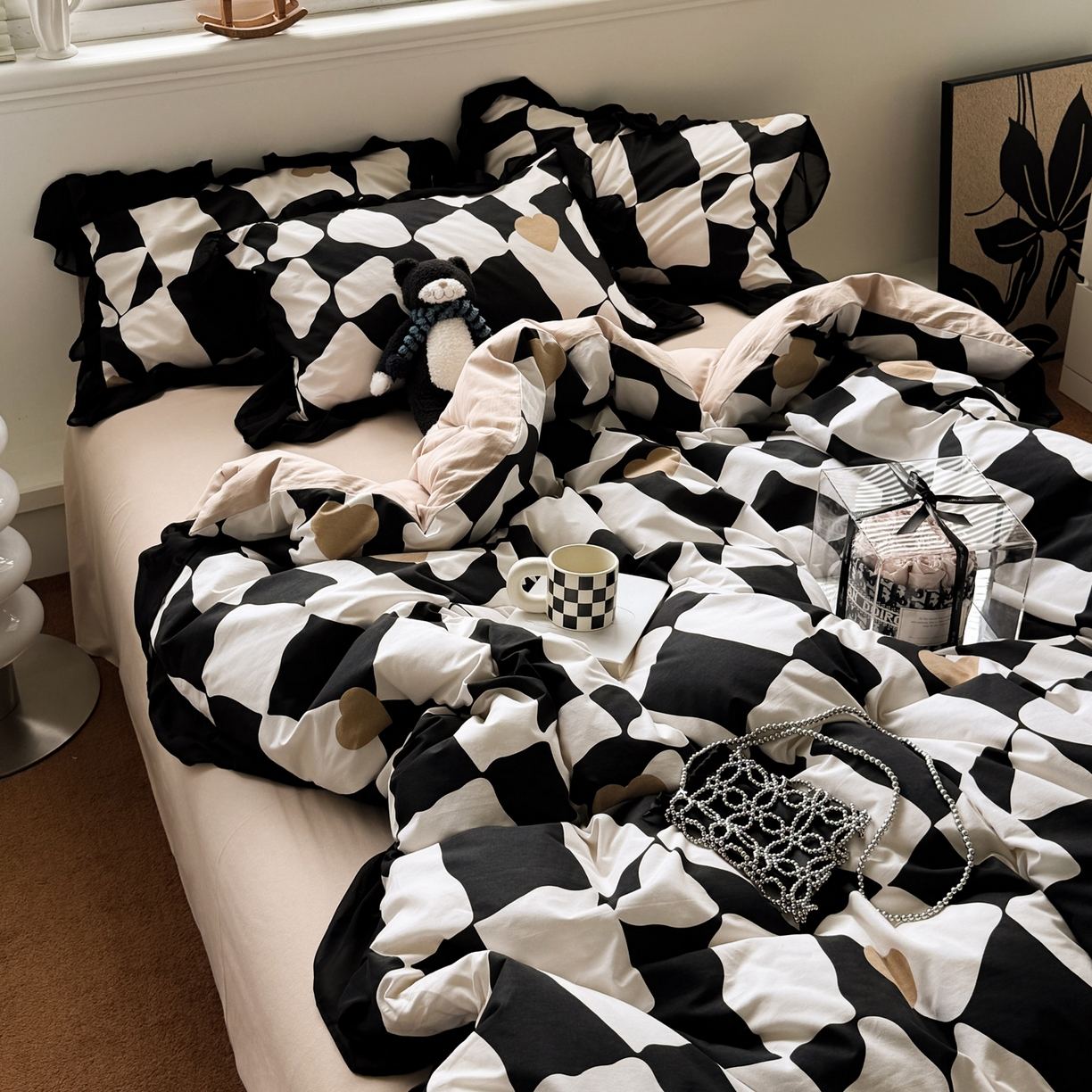 91家纺网 家纺一手货源 找家纺 雅居纺家纺 2025新款全棉纯棉赫本风磨毛蕾丝花边四件套-风格二 宝格丽-灰