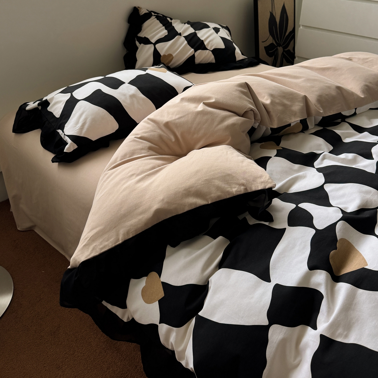 91家纺网 家纺一手货源 找家纺 雅居纺家纺 2025新款全棉纯棉赫本风磨毛蕾丝花边四件套-风格二 宝格丽-灰