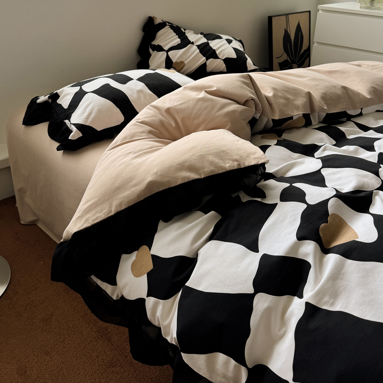 91家纺网 家纺一手货源 找家纺 雅居纺家纺 2025新款全棉纯棉赫本风磨毛蕾丝花边四件套-风格二 宝格丽-灰