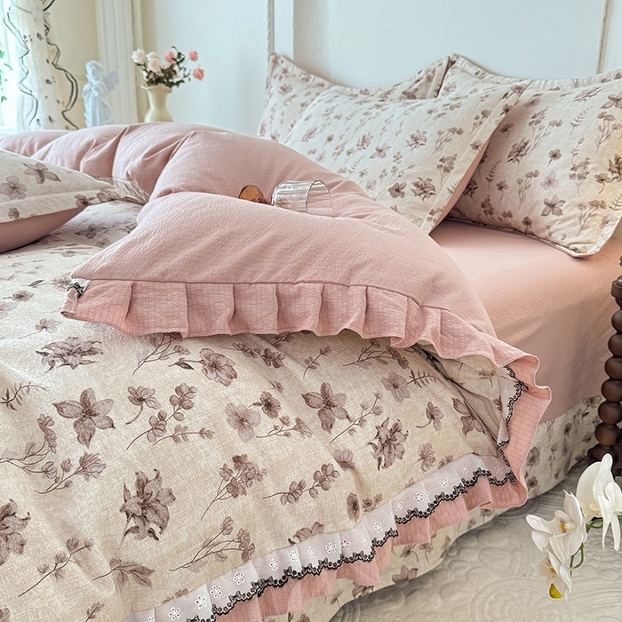 91家纺网 家纺一手货源 找家纺 韩约家纺 2025秋冬加厚1双层刺绣花边床单款棉麻四件套 云絮