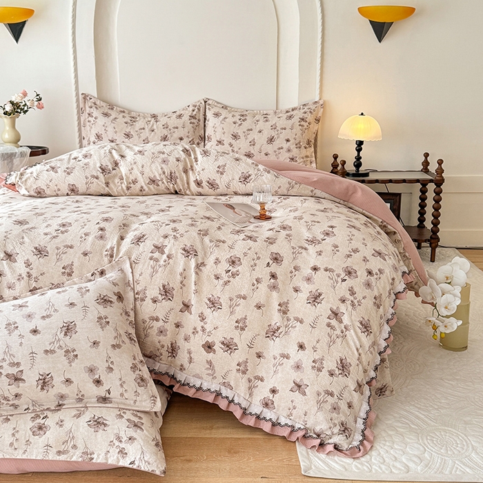 91家纺网 家纺一手货源 找家纺 韩约家纺 2025秋冬加厚1双层刺绣花边床单款棉麻四件套 云絮