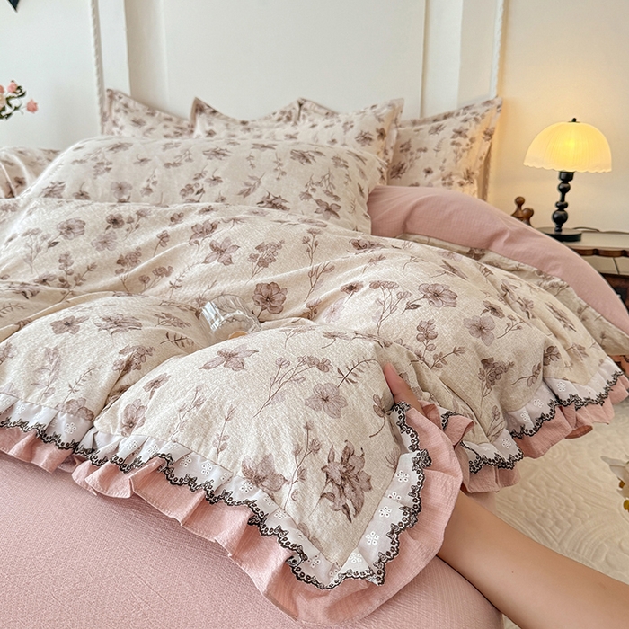 91家纺网 家纺一手货源 找家纺 韩约家纺 2025秋冬加厚1双层刺绣花边床单款棉麻四件套 云絮