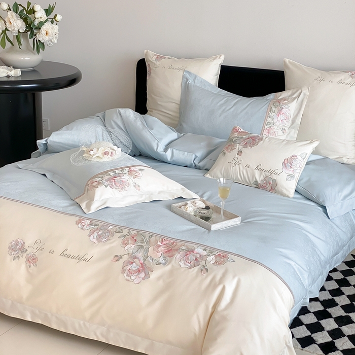 91家纺网 家纺一手货源 找家纺 初拾 2025新款100s全棉纯棉小法式刺绣四件套-杜乐丽花园 杜乐丽花园-晴天蓝