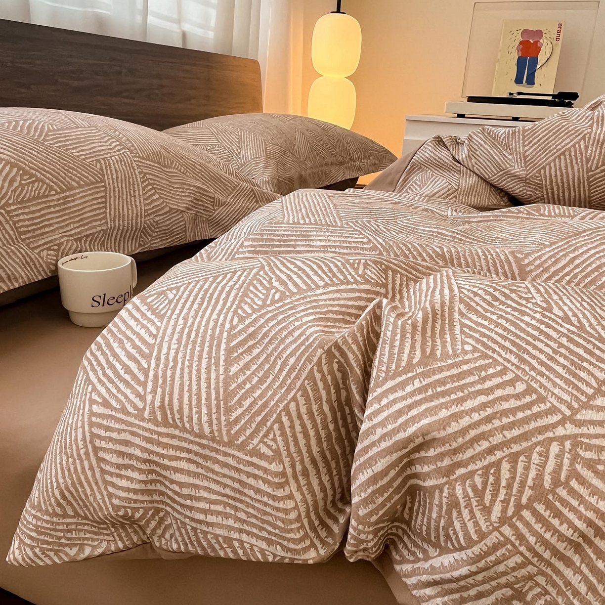 涵宸家纺 2025新款加厚全棉磨毛印花四件套--罗马系列 场景二 D泽无声