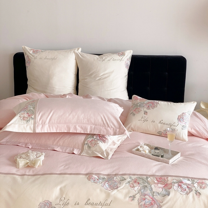 91家纺网 家纺一手货源 找家纺 初拾 2025新款100s全棉纯棉小法式刺绣四件套-杜乐丽花园 杜乐丽花园-邂逅粉