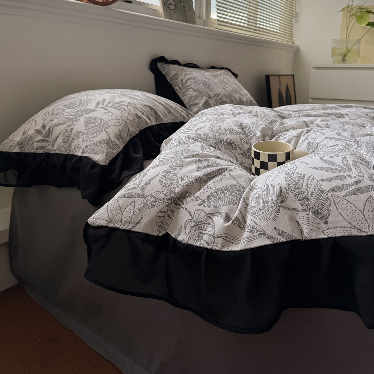 91家纺网 家纺一手货源 找家纺 雅居纺家纺 2025新款全棉纯棉赫本风磨毛蕾丝花边四件套-风格二 叶叶情怀