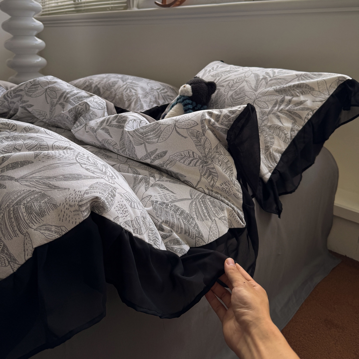 91家纺网 家纺一手货源 找家纺 雅居纺家纺 2025新款全棉纯棉赫本风磨毛蕾丝花边四件套-风格二 叶叶情怀