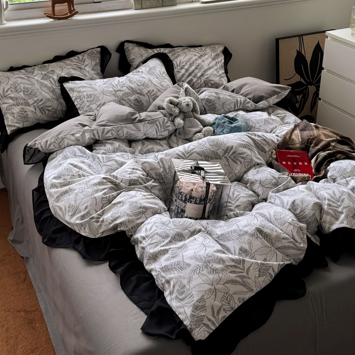 91家纺网 家纺一手货源 找家纺 雅居纺家纺 2025新款全棉纯棉赫本风磨毛蕾丝花边四件套-风格二 叶叶情怀