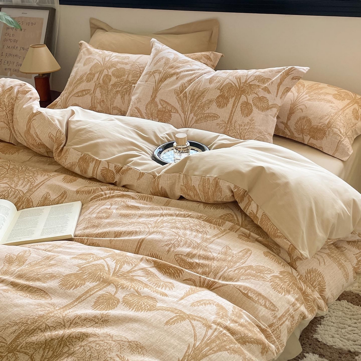 91家纺网 家纺一手货源 找家纺 涵宸家纺 2025新款加厚全棉磨毛印花四件套--罗马系列 场景二 F春序