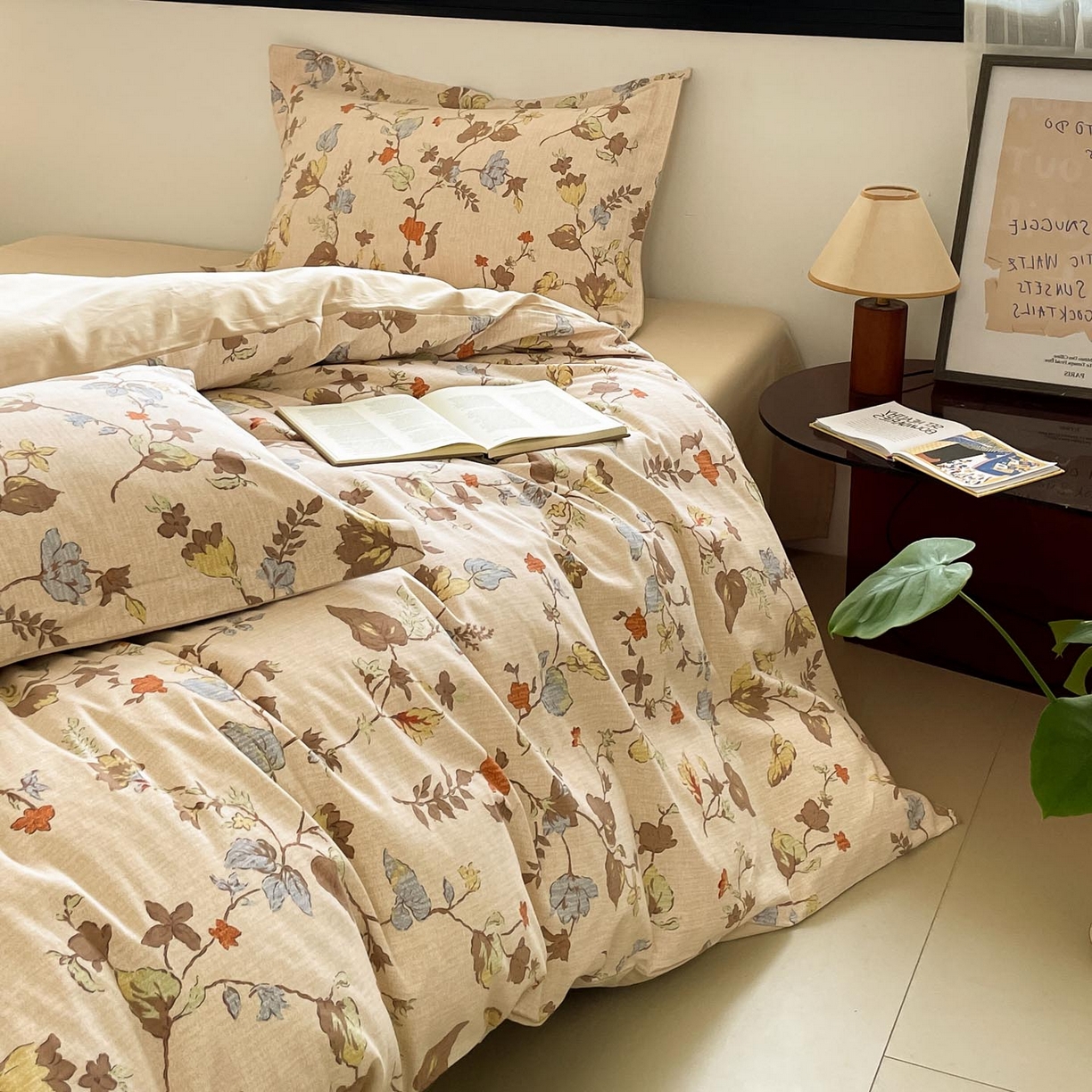 91家纺网 家纺一手货源 找家纺 涵宸家纺 2025新款加厚全棉磨毛印花四件套--罗马系列 场景二 F浮影