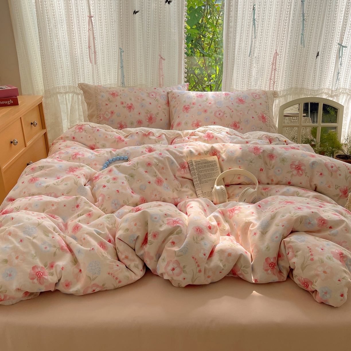 91家纺网 家纺一手货源 找家纺 雅居纺家纺 2025新款全棉纯棉韩版花边磨毛四件套 花边粉色花漾