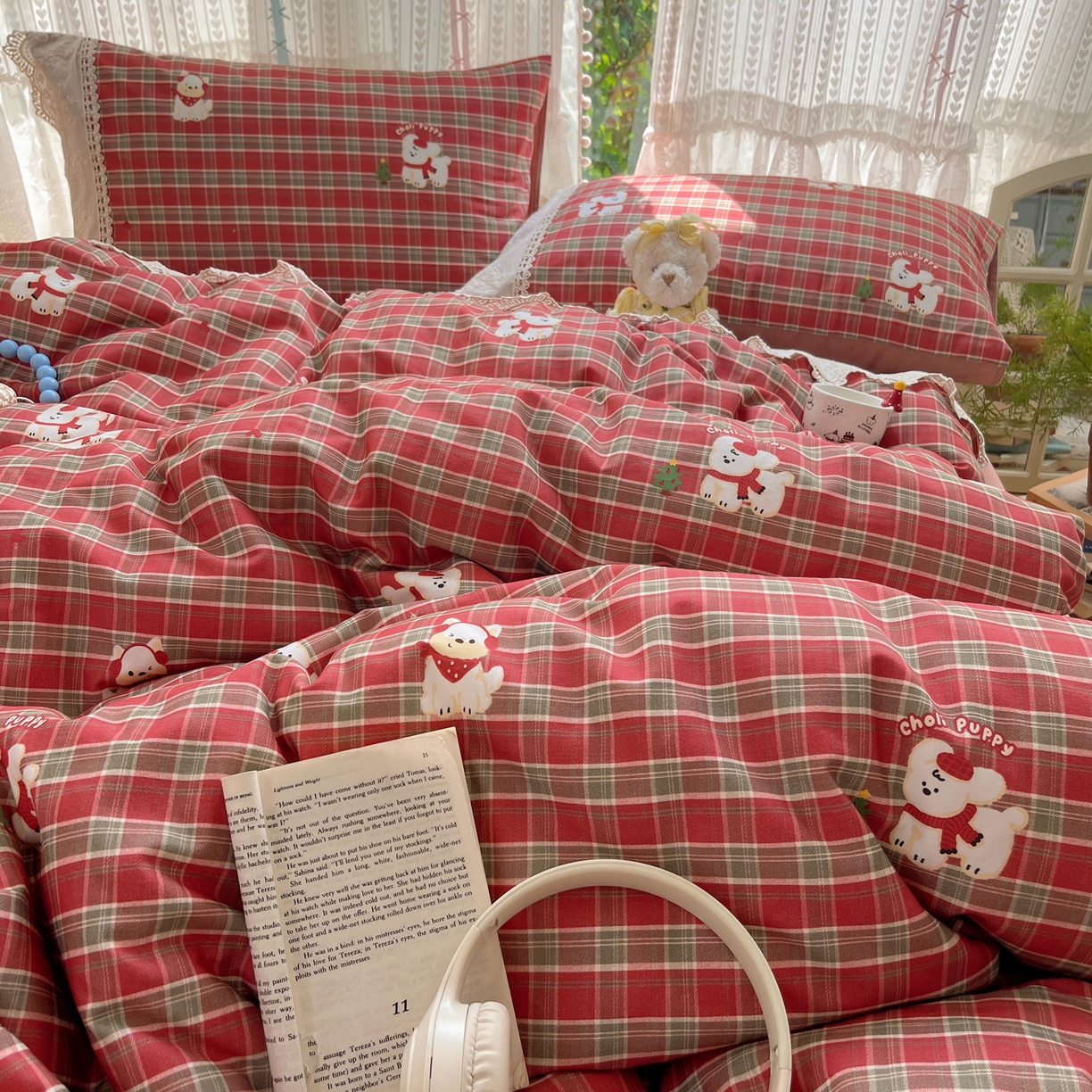 91家纺网 家纺一手货源 找家纺 雅居纺家纺 2025新款全棉纯棉韩版花边磨毛四件套 花边红色小狗