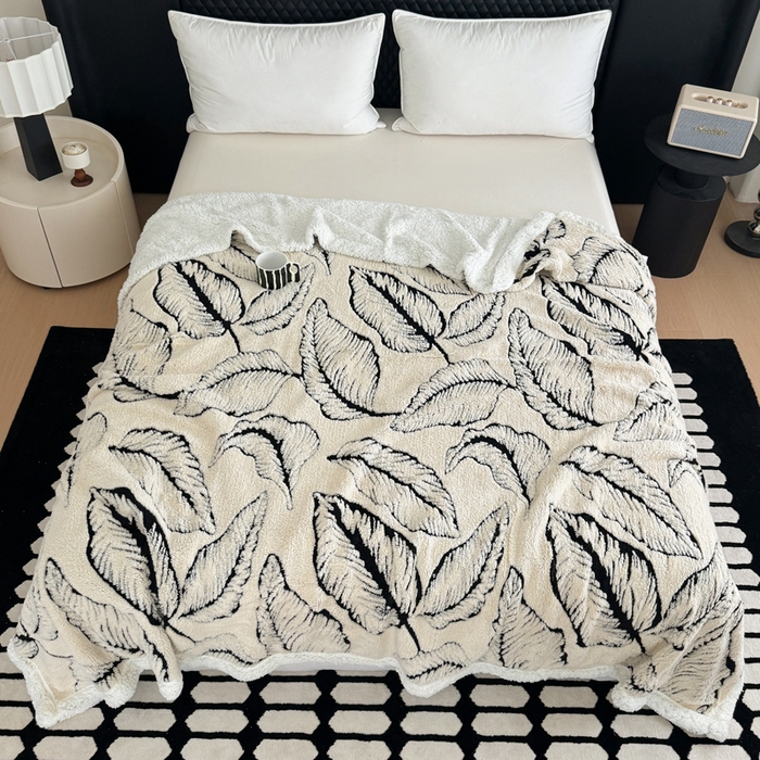 91家纺网 家纺一手货源 找家纺 （总）丹本家纺 2025新款双层阳离子叶子提花塔芙绒羊羔绒跨境双层毛毯盖毯毯子