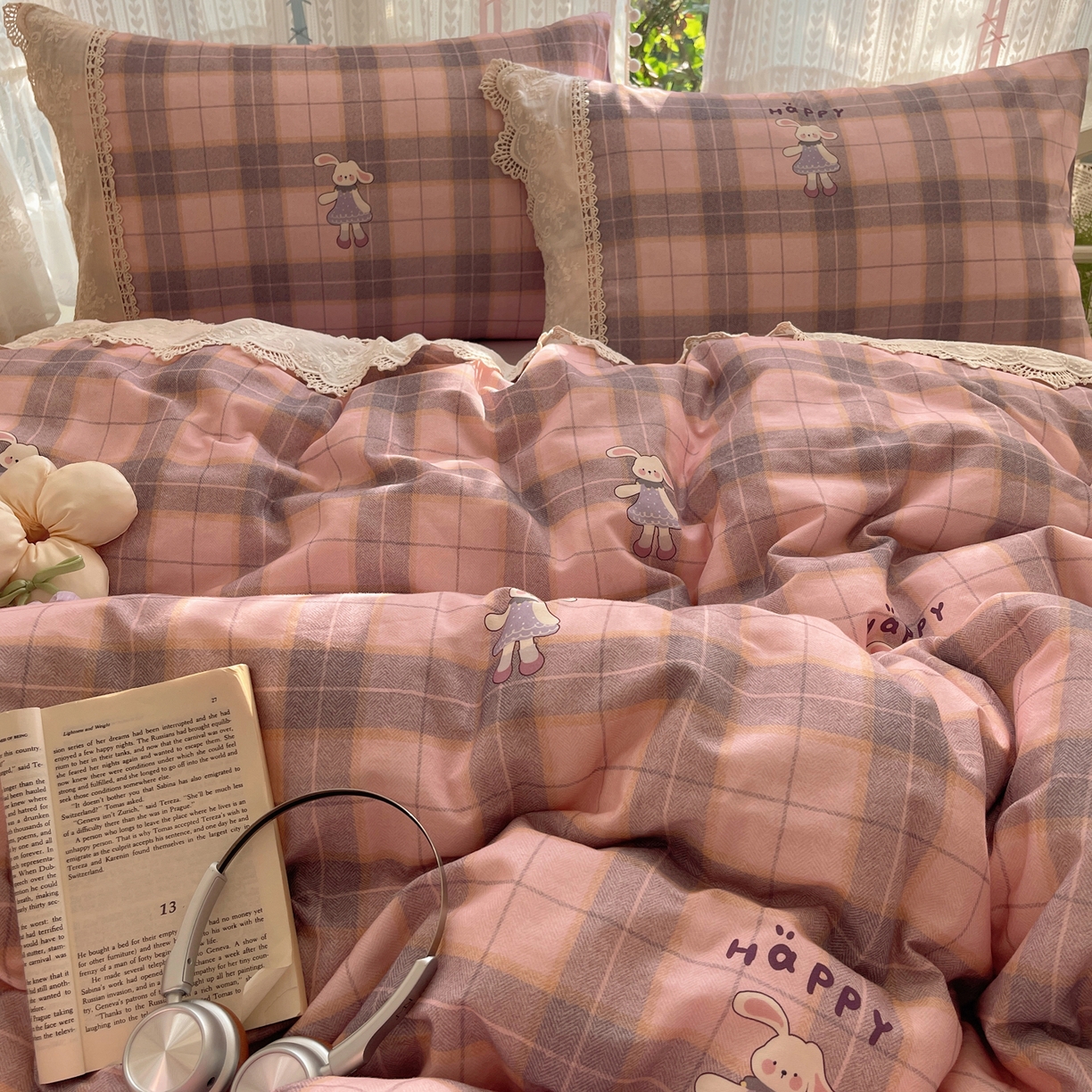 91家纺网 家纺一手货源 找家纺 雅居纺家纺 2025新款全棉纯棉韩版花边磨毛四件套 花边紫色小兔子