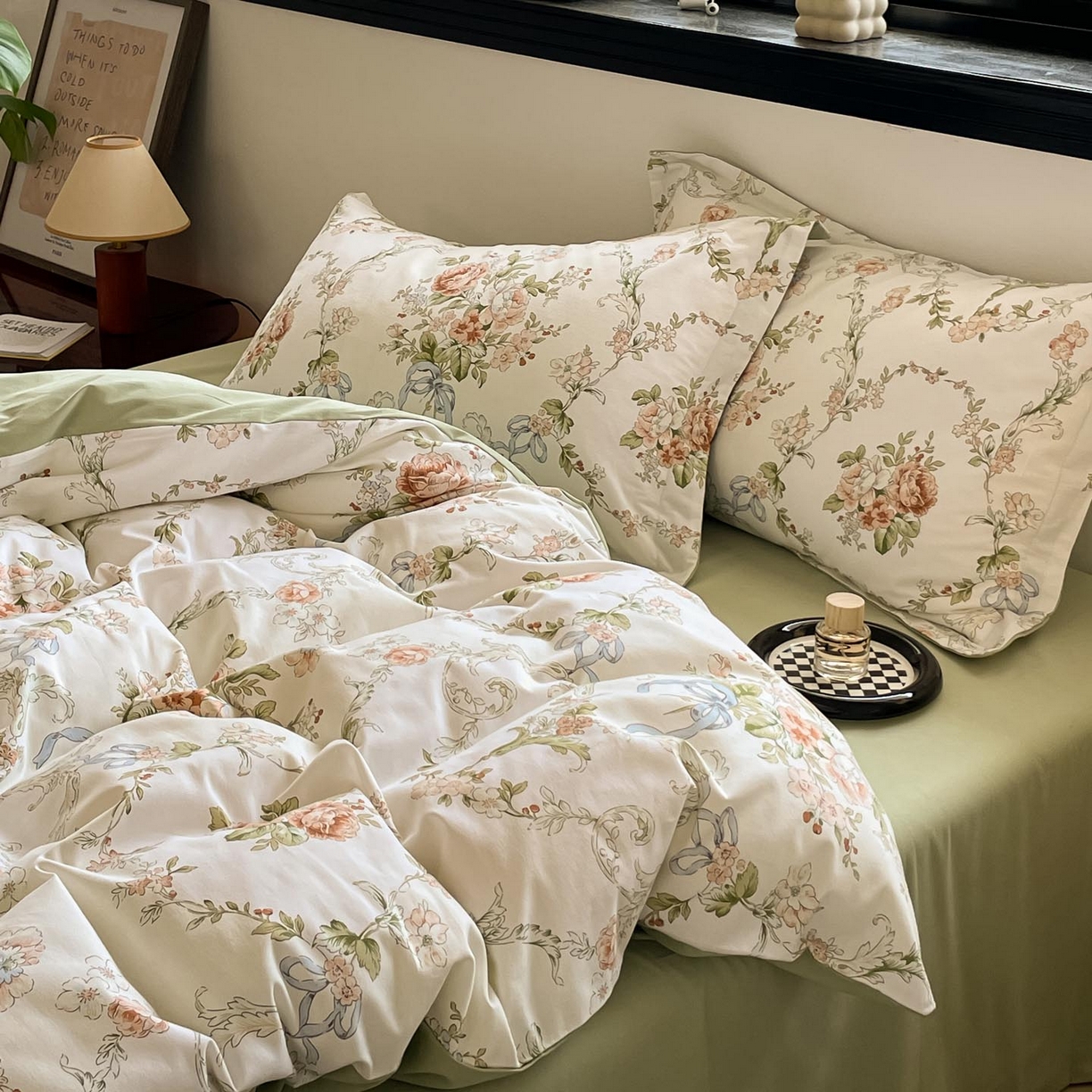 91家纺网 家纺一手货源 找家纺 涵宸家纺 2025新款加厚全棉磨毛印花四件套--罗马系列 场景二 F花纹