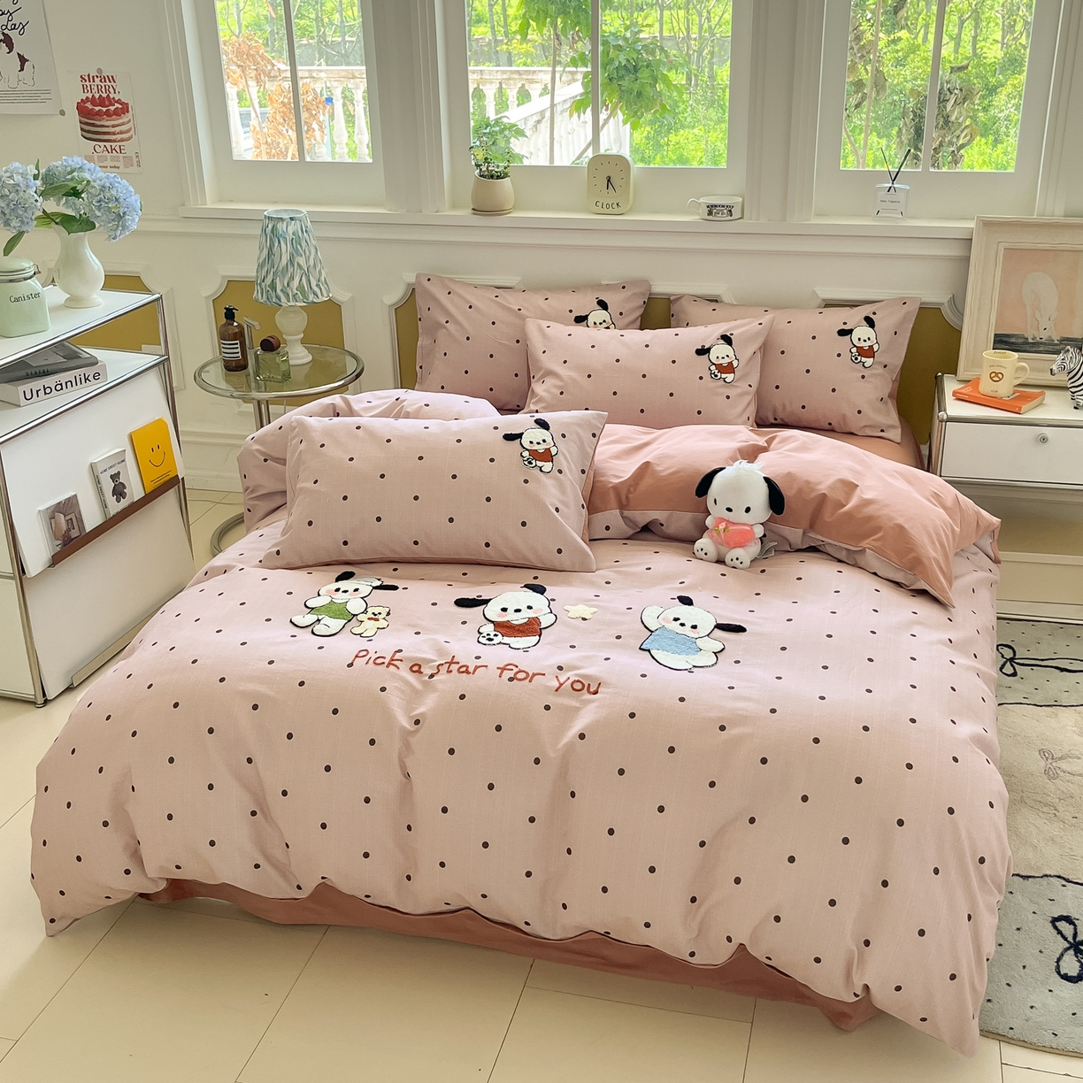 91家纺网 家纺一手货源 找家纺 雅居纺家纺 2025新款全棉纯棉磨毛毛巾绣四件套 波点恰恰狗