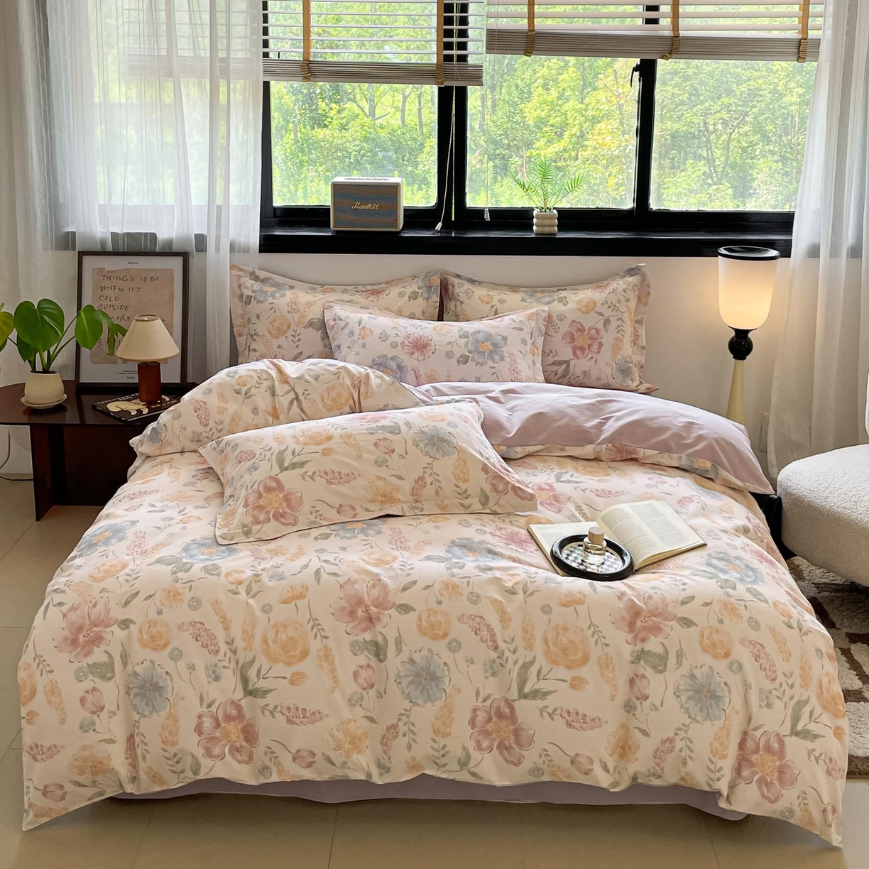 91家纺网 家纺一手货源 找家纺 涵宸家纺 2025新款加厚全棉磨毛印花四件套--罗马系列 场景二 F暖阳里