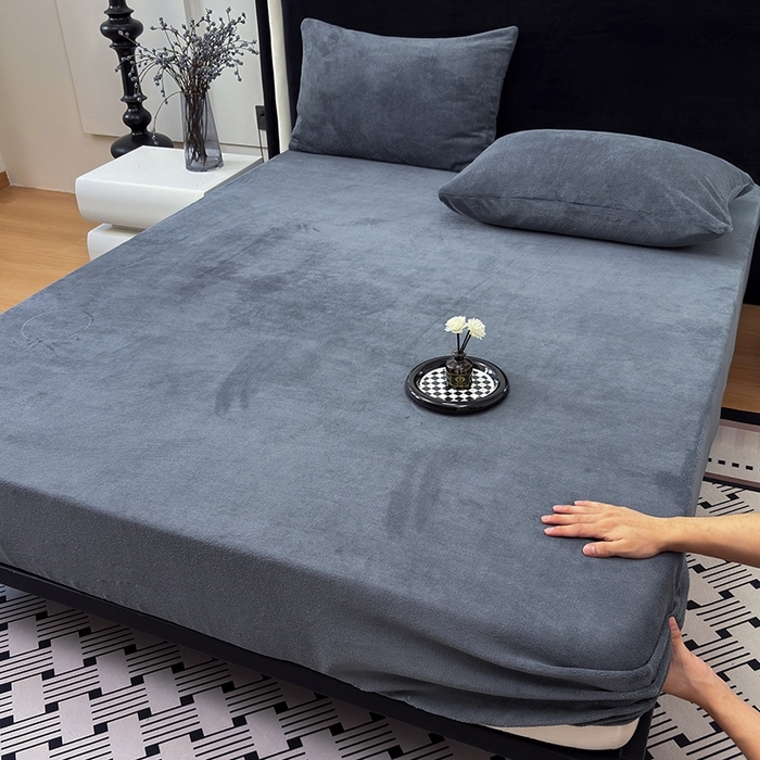 91家纺网 家纺一手货源 找家纺 （总）2025新款高克重纯色保暖牛奶绒单床笠枕套