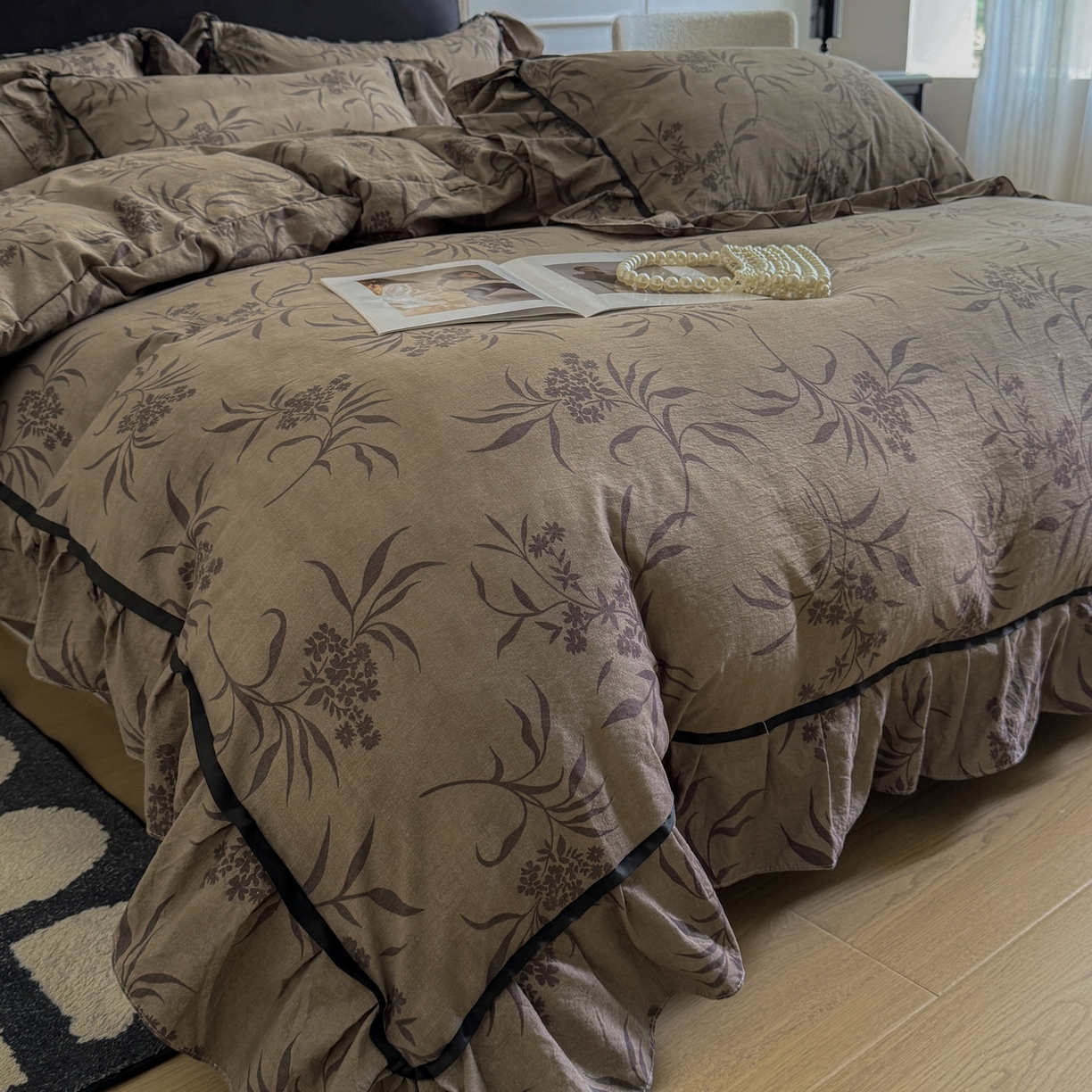 91家纺网 家纺一手货源 找家纺 吾欢心 2025新款法式加厚复古亚麻皱皱纱印花款四件套 叙语时光