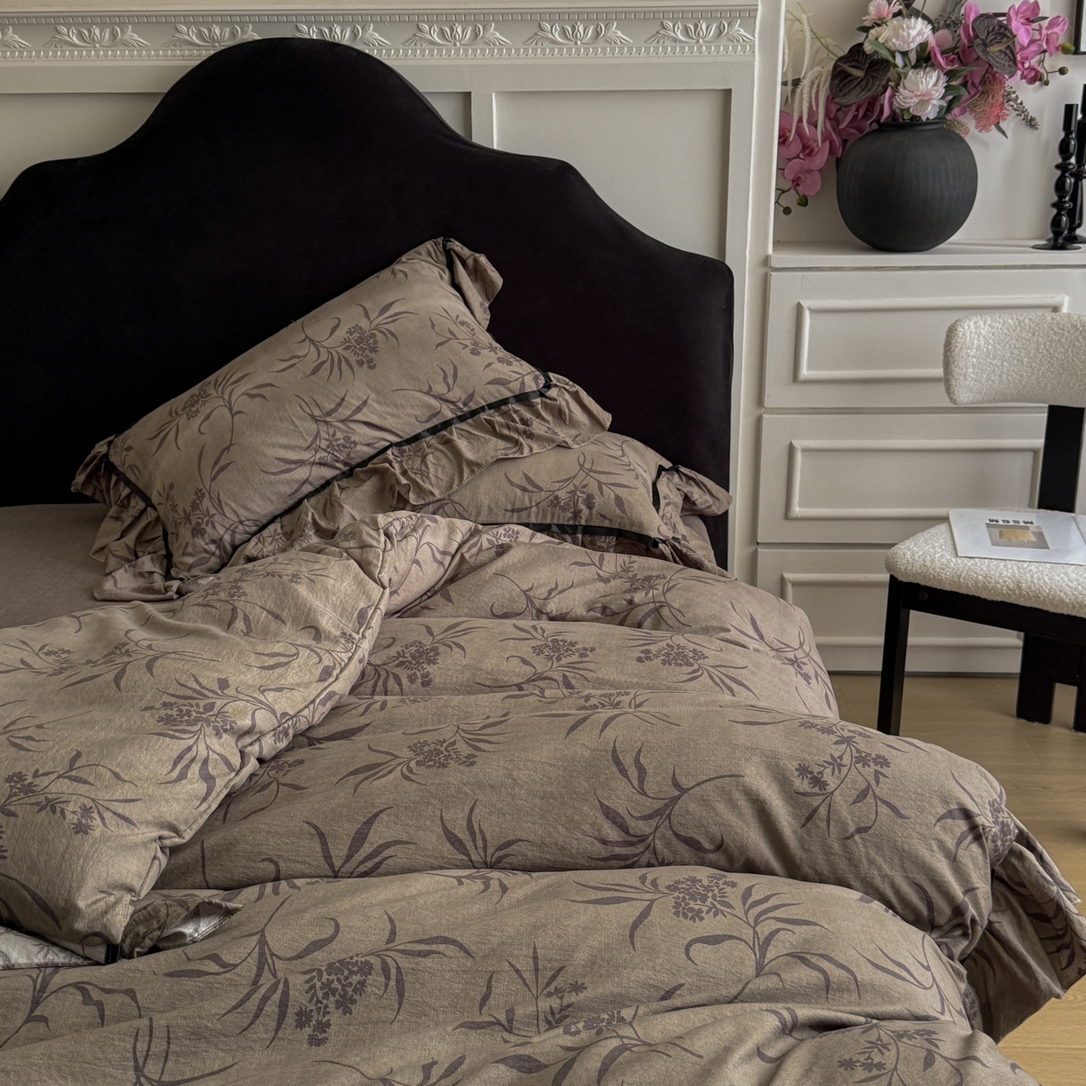 91家纺网 家纺一手货源 找家纺 吾欢心 2025新款法式加厚复古亚麻皱皱纱印花款四件套 叙语时光