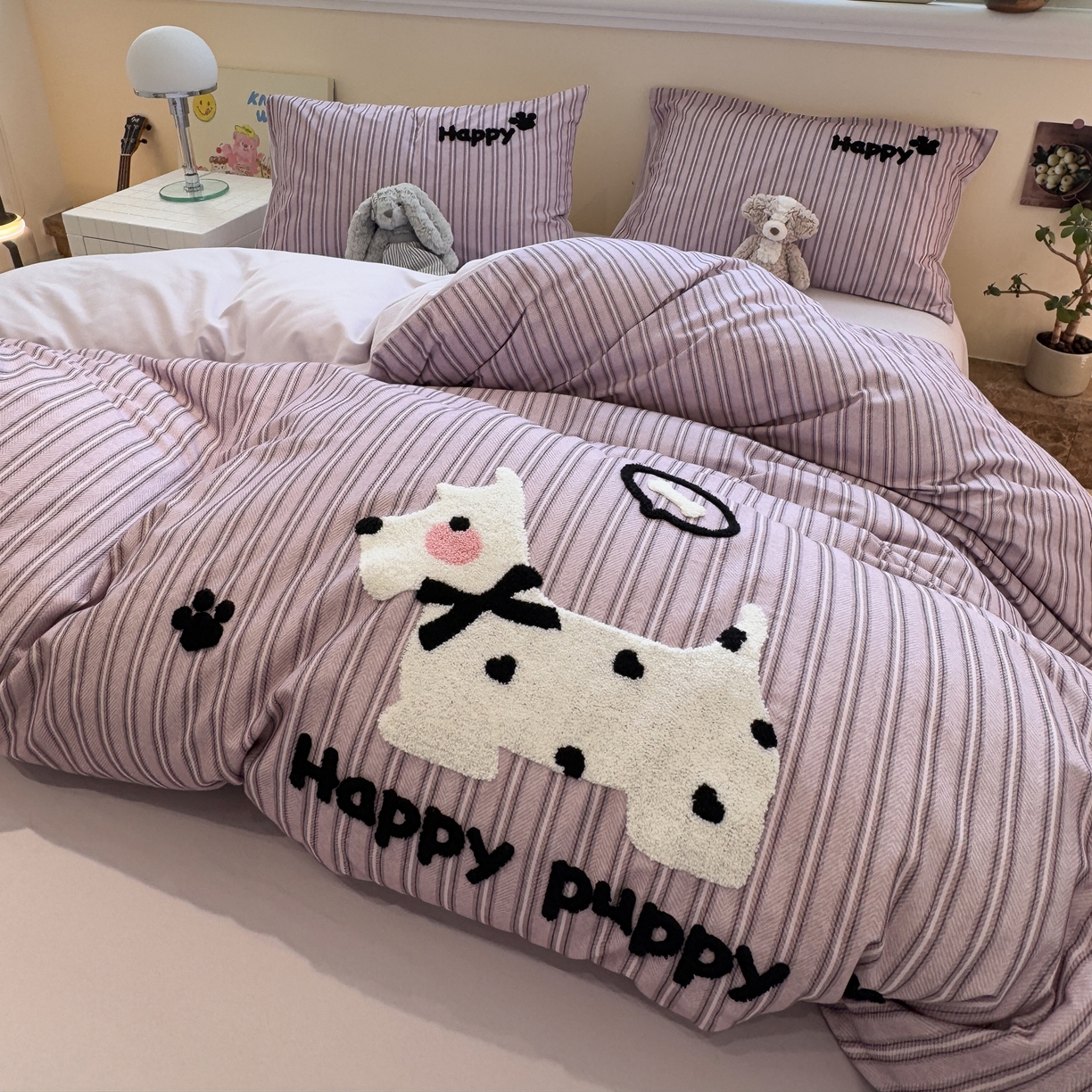 91家纺网 家纺一手货源 找家纺 雅居纺家纺 2025新款全棉纯棉磨毛毛巾绣四件套 蝴蝶结爱心狗狗