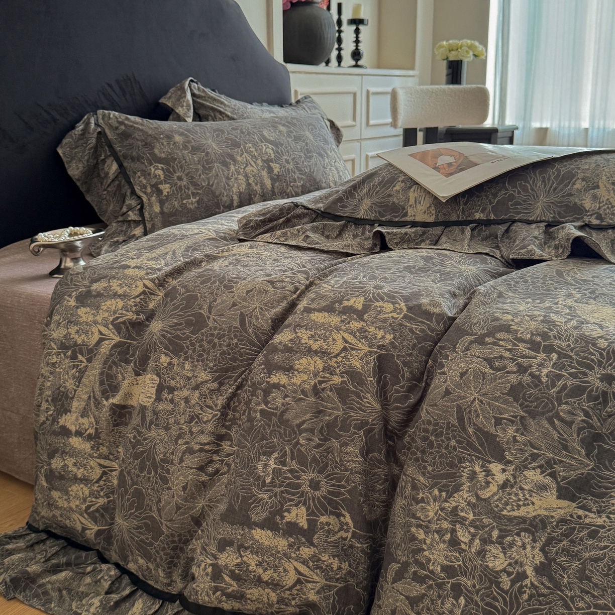 91家纺网 家纺一手货源 找家纺 吾欢心 2025新款法式加厚复古亚麻皱皱纱印花款四件套 印象巴黎