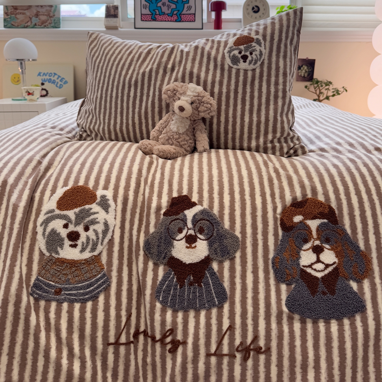 91家纺网 家纺一手货源 找家纺 雅居纺家纺 2025新款全棉纯棉磨毛毛巾绣四件套 汪汪乐园