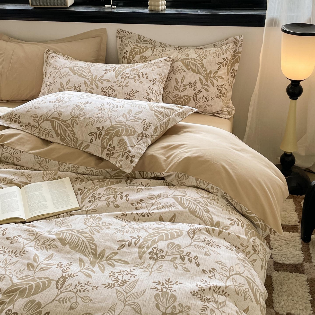 91家纺网 家纺一手货源 找家纺 涵宸家纺 2025新款加厚全棉磨毛印花四件套--罗马系列 场景二 F絮语