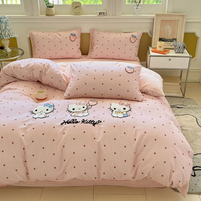 91家纺网 家纺一手货源 找家纺 雅居纺家纺 2025新款全棉纯棉磨毛三丽鸥毛巾绣四件套 波点KT猫